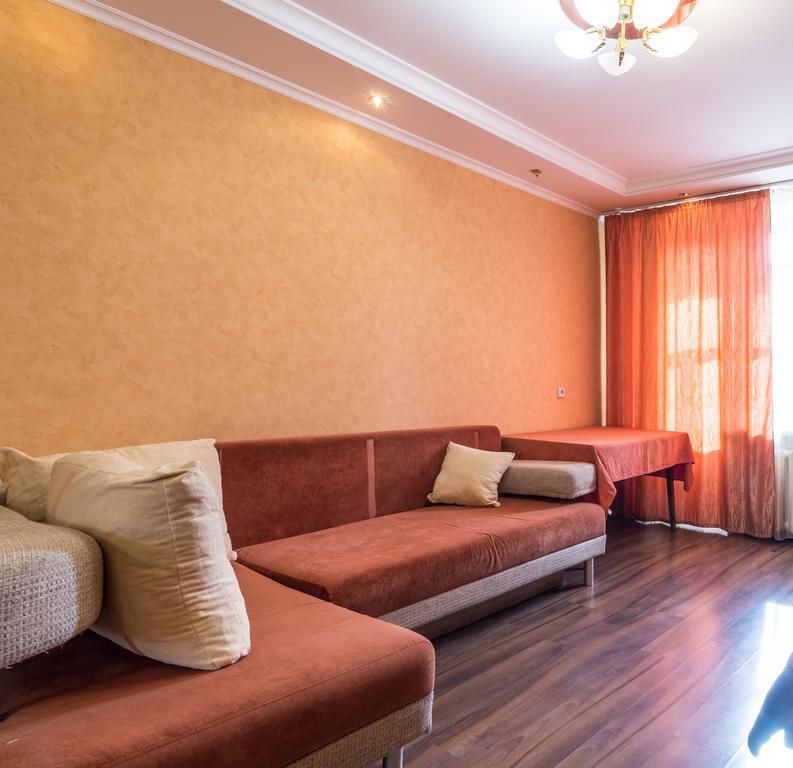 Apartment In The City Center Dnipro Exterior foto