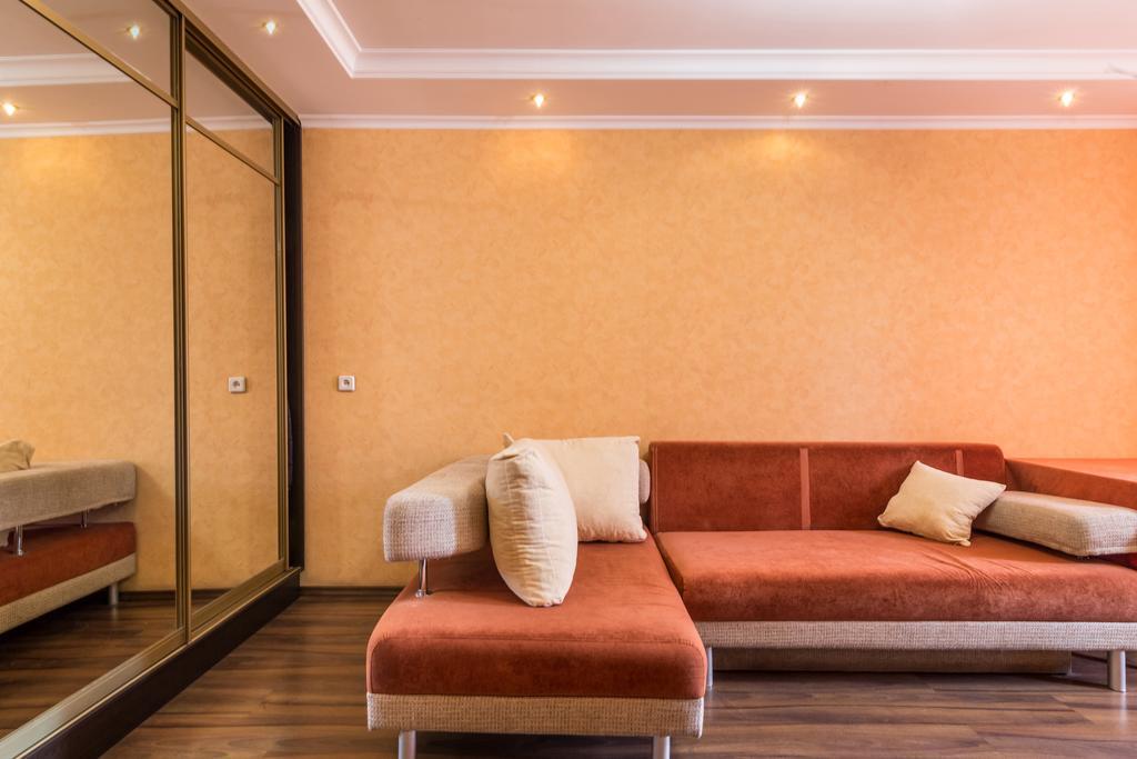 Apartment In The City Center Dnipro Exterior foto